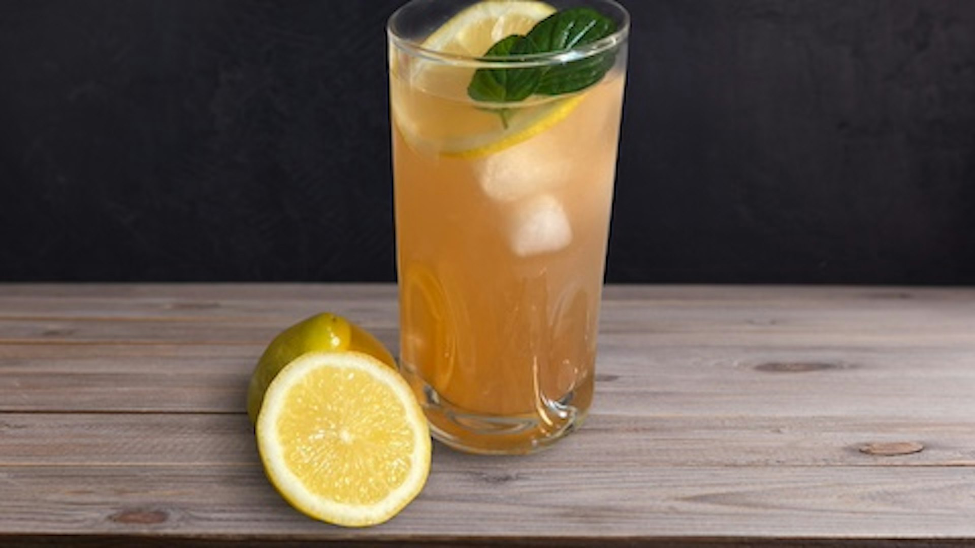 Lemonade Refreshing Iced Tea